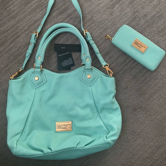 SOLD * Marc by Marc Jacobs bag in mint - Picture 1 of 1